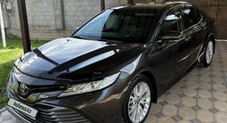 Toyota Camry 2019 года за 15 200 000 тг. в Шымкент