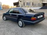 Mercedes-Benz E 230 1992 годаүшін1 600 000 тг. в Караганда – фото 4