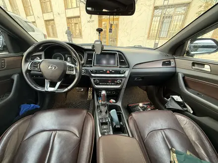 Hyundai Sonata 2018 года за 9 500 000 тг. в Алматы – фото 8