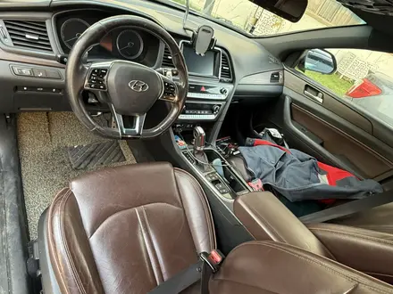 Hyundai Sonata 2018 года за 9 500 000 тг. в Алматы – фото 9