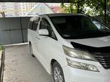 Toyota Vellfire 2009 года за 8 200 000 тг. в Алматы – фото 2