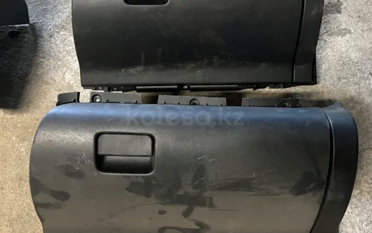 Бардачок за 700 000 тг. в Алматы