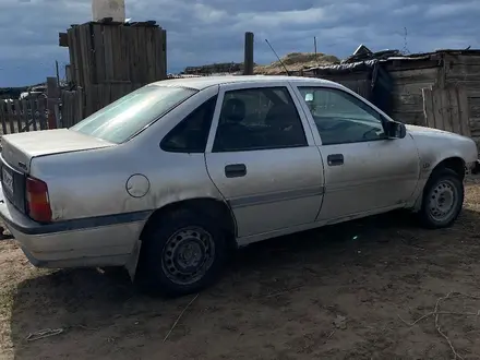 Opel Vectra 1992 года за 500 000 тг. в Семей – фото 4