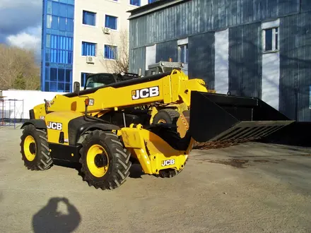 Manitou  Телескопический погрузчик JCB 535-140 2014 года в Астана