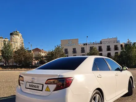 Toyota Camry 2014 года за 8 500 000 тг. в Жанаозен – фото 7