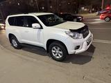Toyota Land Cruiser Prado 2013 года за 15 300 000 тг. в Алматы