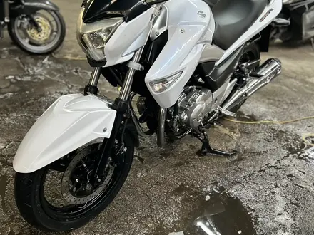 Suzuki  GW 250 (GSR 250) 2014 года за 1 400 000 тг. в Алматы
