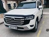 Toyota Land Cruiser 300 сдается в аренду только с водителем. в Атырау