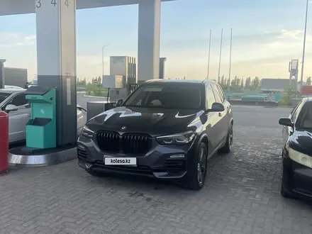 BMW X5 2019 года за 30 000 000 тг. в Астана