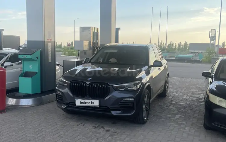 BMW X5 2019 года за 30 000 000 тг. в Астана