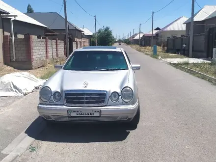 Mercedes-Benz E 230 1996 года за 2 500 000 тг. в Шымкент