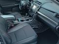 Toyota Camry 2016 года за 8 000 000 тг. в Актобе – фото 12