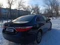 Toyota Camry 2016 года за 8 000 000 тг. в Актобе – фото 8