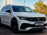 Volkswagen Tiguan 2021 года за 16 500 000 тг. в Астана – фото 2