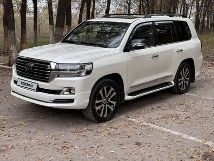 Toyota Land Cruiser 2018 года за 36 000 000 тг. в Алматы – фото 3