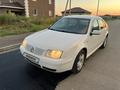 Volkswagen Bora 2001 годаfor2 500 000 тг. в Астана