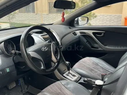 Hyundai Elantra 2013 года за 4 900 000 тг. в Шымкент – фото 4