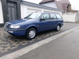 Volkswagen Passat 1993 годаүшін2 750 000 тг. в Шымкент