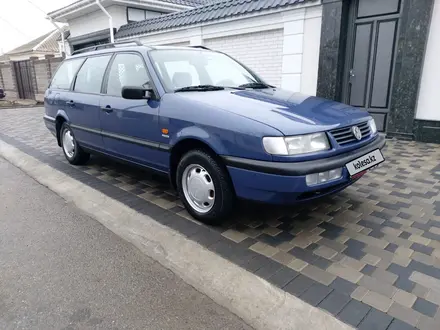 Volkswagen Passat 1993 года за 2 750 000 тг. в Шымкент – фото 42