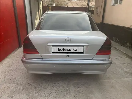 Mercedes-Benz C 200 1999 года за 3 700 000 тг. в Алматы – фото 4