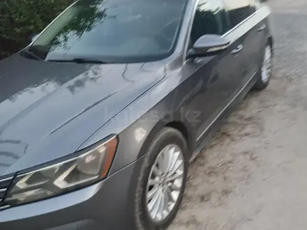 Volkswagen Passat 2017 года за 4 500 000 тг. в Алматы – фото 3