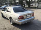 Nissan Bluebird 2000 года за 1 200 000 тг. в Алматы – фото 4