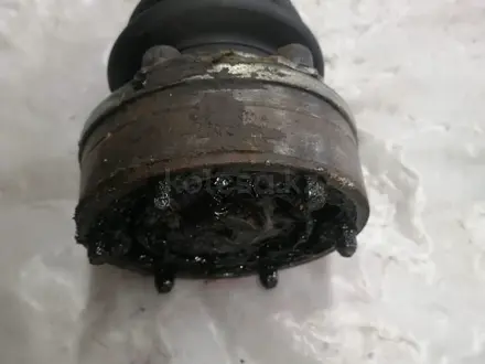 Внутренние гранаты на Volkswagen Golf за 8 000 тг. в Астана – фото 3