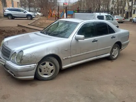 Mercedes-Benz E 200 1995 года за 1 980 000 тг. в Жезказган