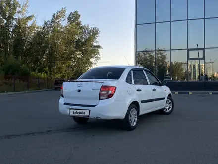 ВАЗ (Lada) Granta 2190 2015 года за 3 000 000 тг. в Усть-Каменогорск – фото 3