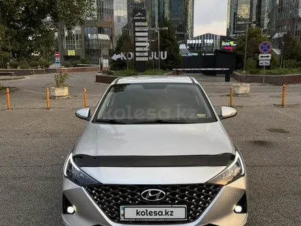 Hyundai Accent 2021 года за 8 200 000 тг. в Алматы – фото 2