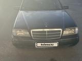 Mercedes-Benz C 180 1994 года за 1 550 000 тг. в Караганда – фото 2