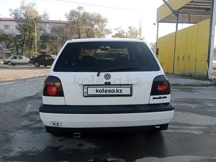 Volkswagen Golf 1994 года за 2 200 000 тг. в Алматы – фото 2