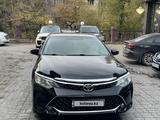 Toyota Camry 2016 годаfor11 000 000 тг. в Алматы