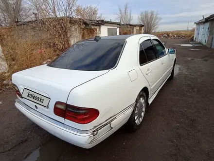 Mercedes-Benz E 230 1995 года за 2 000 000 тг. в Караганда – фото 7