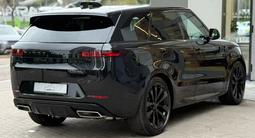 Land Rover Range Rover Sport Dynamic SE 2026 года за 104 171 000 тг. в Усть-Каменогорск – фото 4