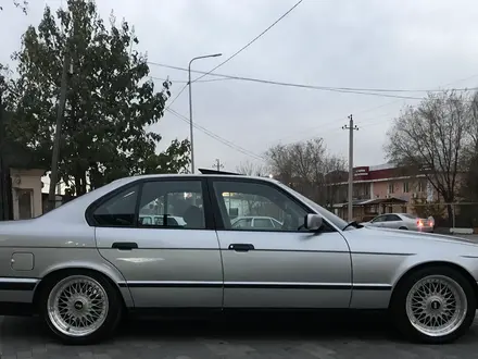 BMW 530 1990 года за 4 450 000 тг. в Шымкент – фото 8