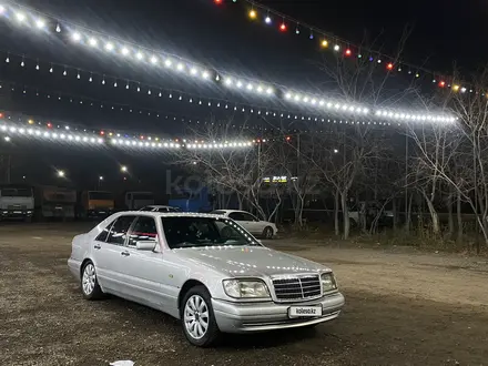 Mercedes-Benz S 320 1997 года за 3 000 000 тг. в Астана – фото 21