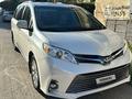 Toyota Sienna 2017 года за 12 600 000 тг. в Актобе – фото 2