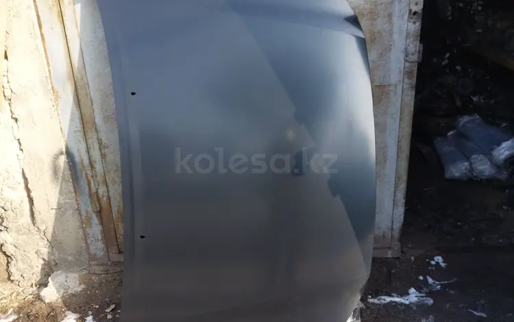 Капот на Хайлюкс за 2 904 тг. в Алматы