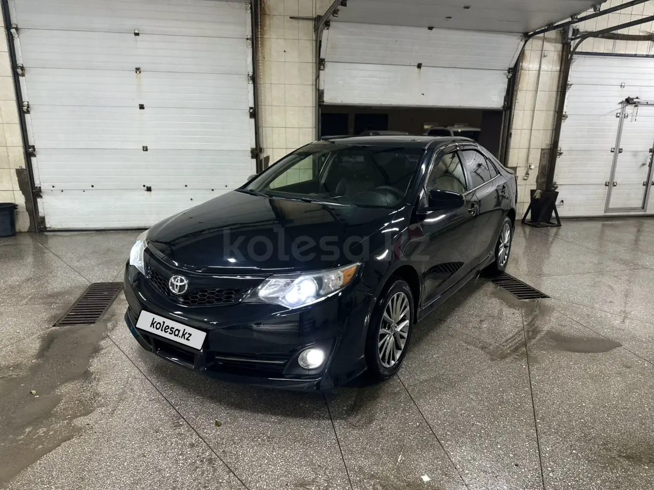 Toyota Camry, 2011