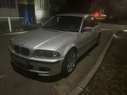 BMW 323 1999 года за 3 600 000 тг. в Алматы – фото 2