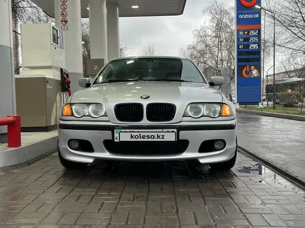 BMW 323 1999 года за 3 600 000 тг. в Алматы