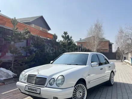 Mercedes-Benz E 55 AMG 1998 года за 4 000 000 тг. в Алматы – фото 10