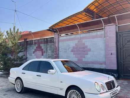 Mercedes-Benz E 55 AMG 1998 года за 4 000 000 тг. в Алматы – фото 4