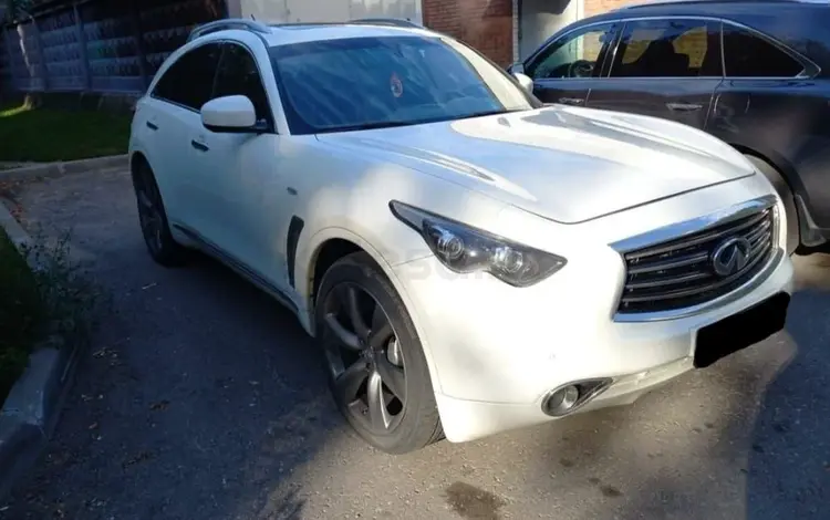 Infiniti FX37 2012 годаfor9 100 000 тг. в Актобе