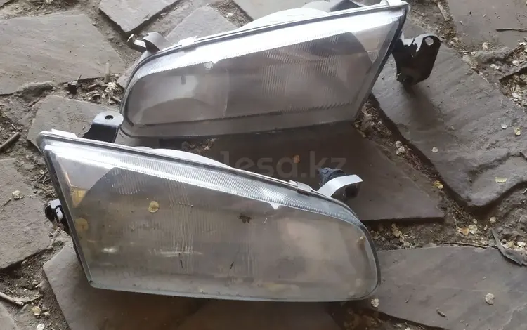 Фары (стекло) за 20 000 тг. в Алматы