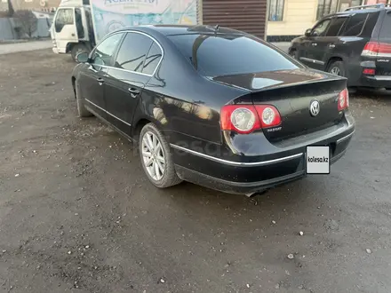 Volkswagen Passat 2005 года за 3 900 000 тг. в Караганда – фото 4