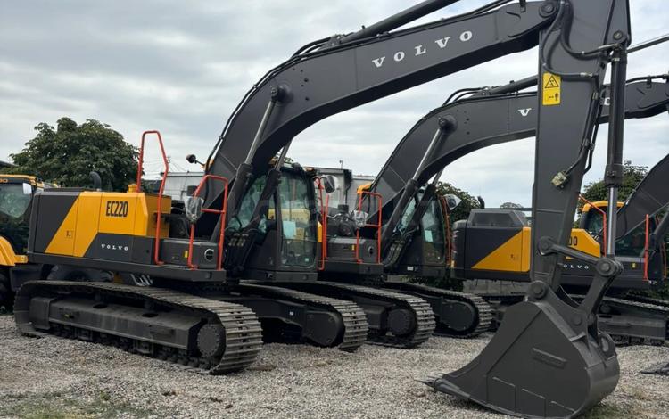 Volvo EC220 2025 г.