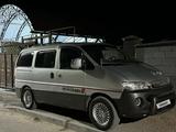 Hyundai Starex 2001 годаүшін1 800 000 тг. в Шымкент