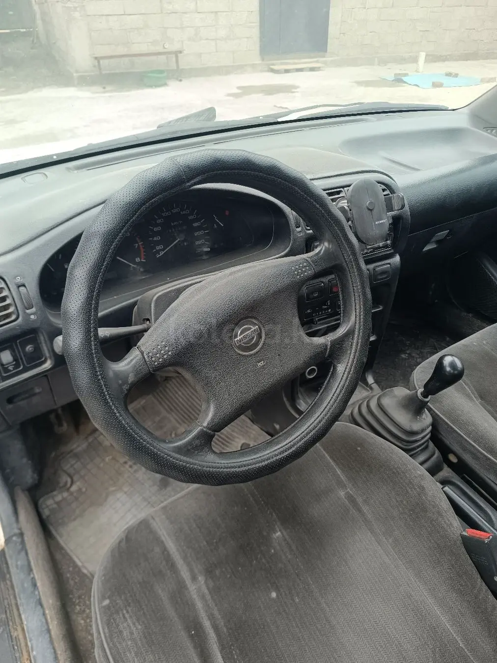 Nissan Sunny, 1991